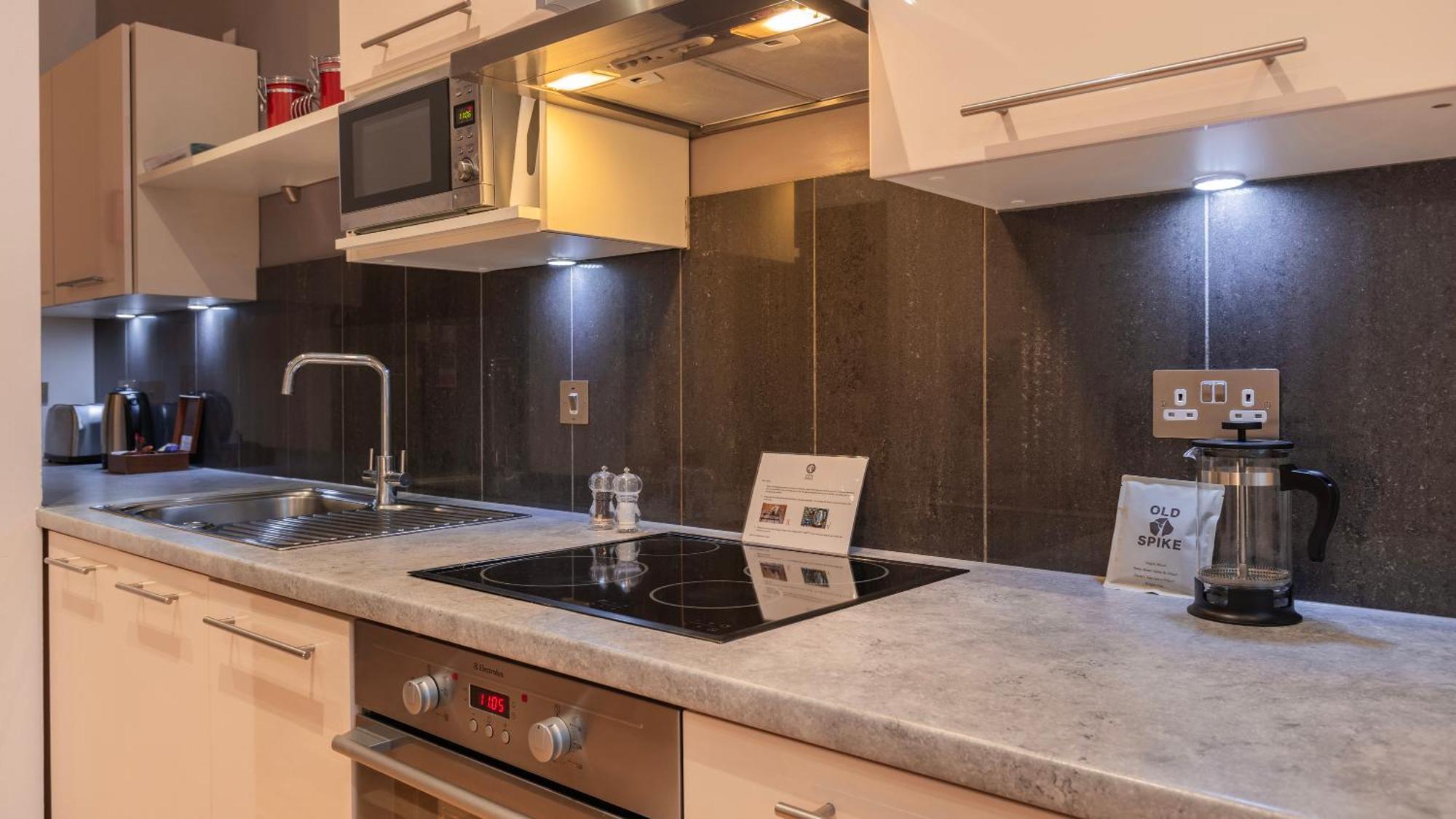 Cannon Street Serviced Apartments By Lovelystay 런던 외부 사진