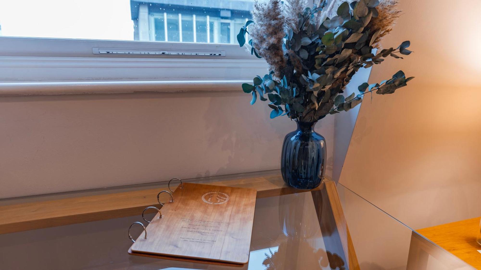 Cannon Street Serviced Apartments By Lovelystay 런던 외부 사진